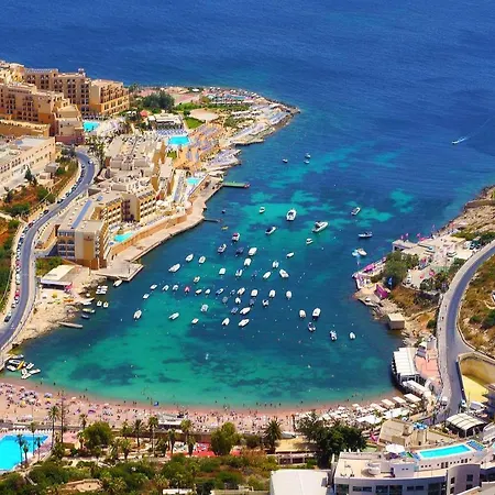 Apartamento Luxurious 2br In