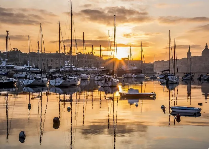 Apartamento Luxurious 2br In *